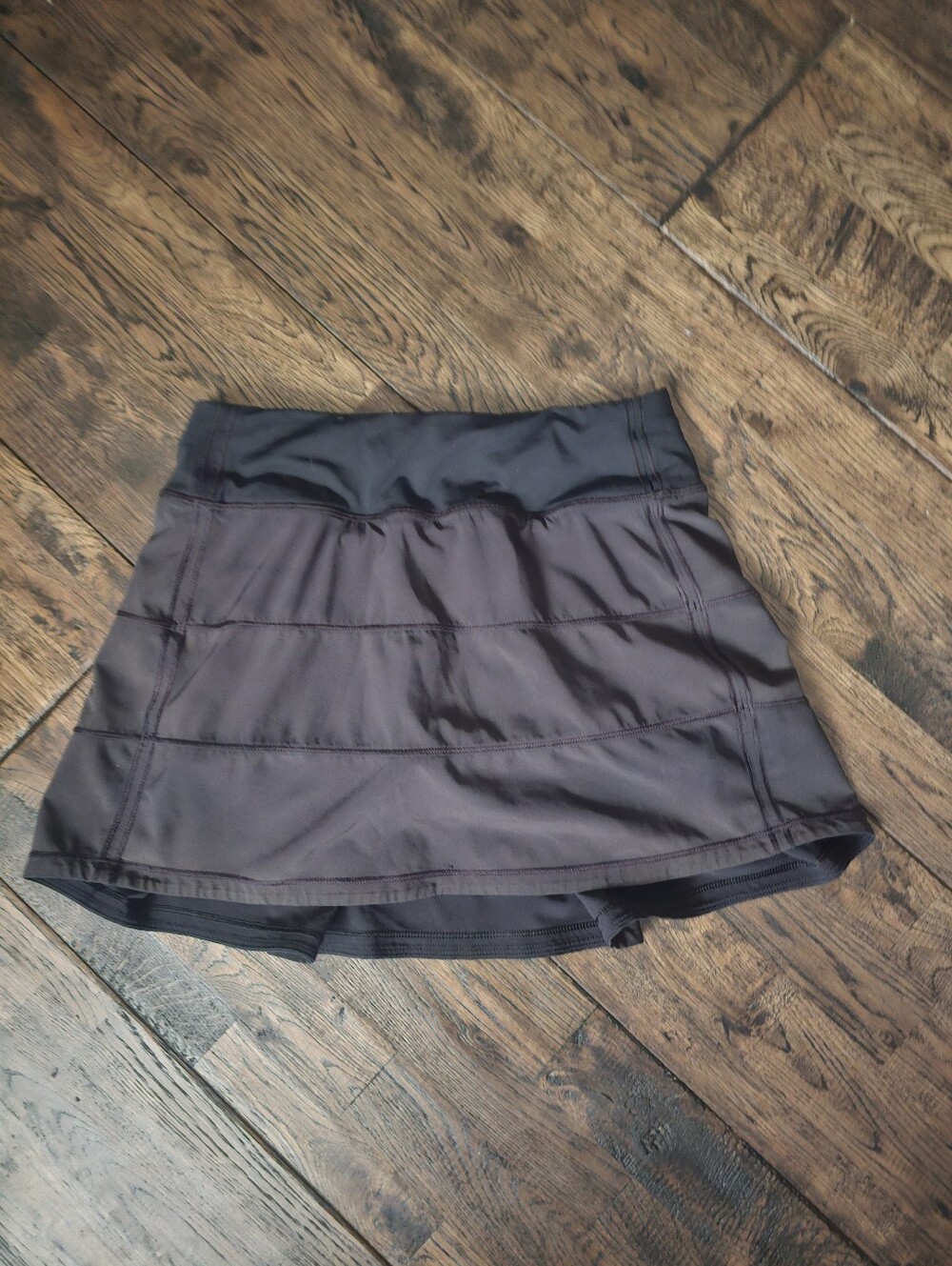 Lululemon Pace Black Skirt Size 2